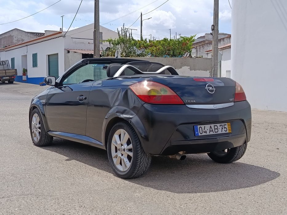 Opel tigra Twintop cabrio de 2005 a gasóleo 1.3 CDTI com 180mil kms nacional