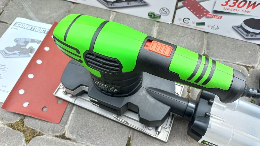 Професійна вібраційна шліфмашина Constructor cts331