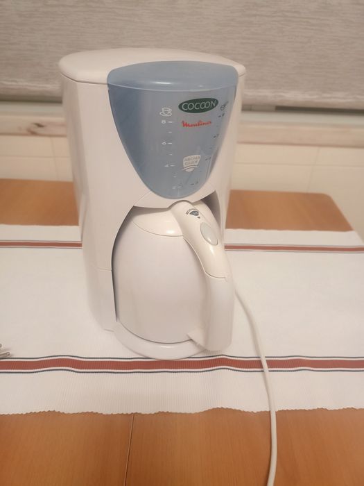 máquina de café e chá