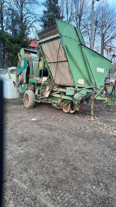 Kombajn hassia do ziemniakow