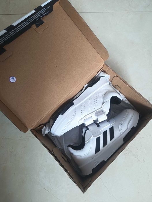 Adidas buty sportowe białe rozmiar 26 chłopięce