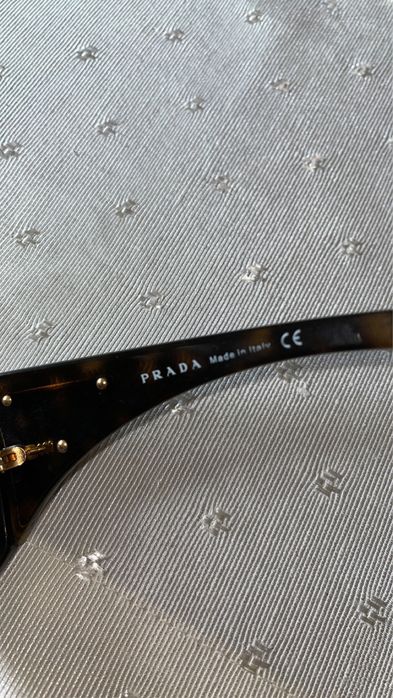 Okulary Prada oryginalne przeciwsłoneczne brązowe etui