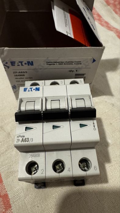 ROZŁĄCZNIK ZP-A63/3 - EATON - 284908