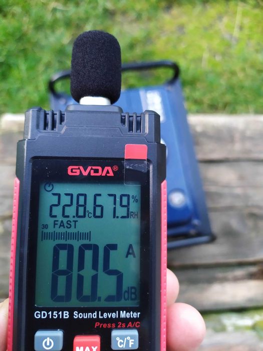 Бензиновий генератор