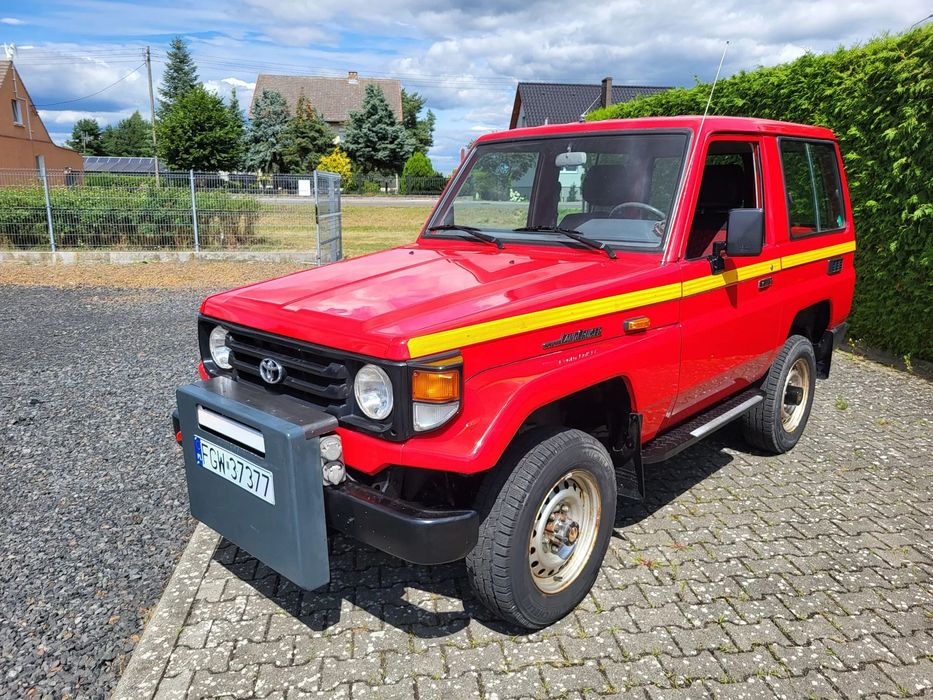 Toyota Land Cruiser