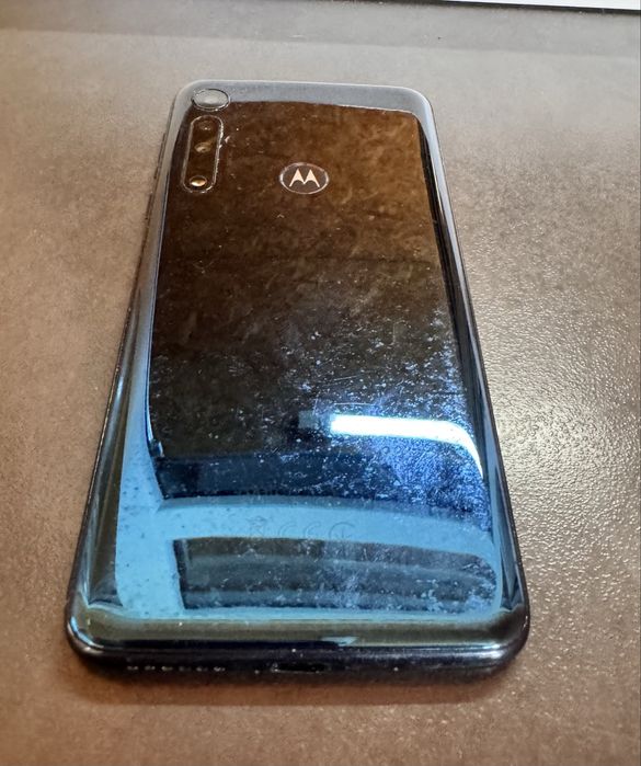 Smartfon telefon  Motorola one macro