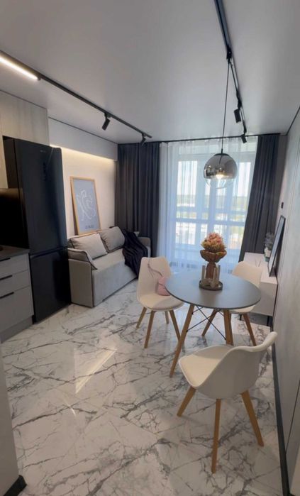 Продаж 2 кімнатна квартира з дизайнерським ремонтом ЖК Riel City