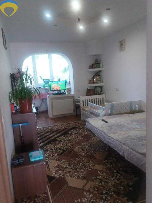 Продам 2 кімнатну квартиру з ремонтом в передмісті Одеси.  р9
