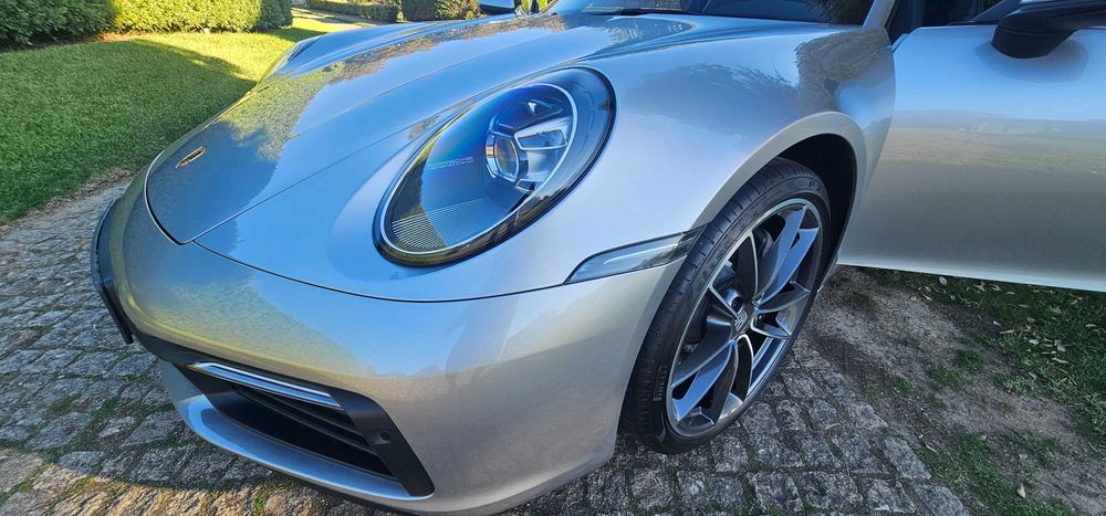 Porsche Carrera 4 911 (992) com IVA descriminado