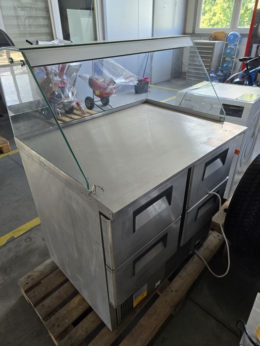 Lada witryna lodowka hot dog