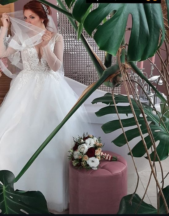 Ślubna sukienka M- L