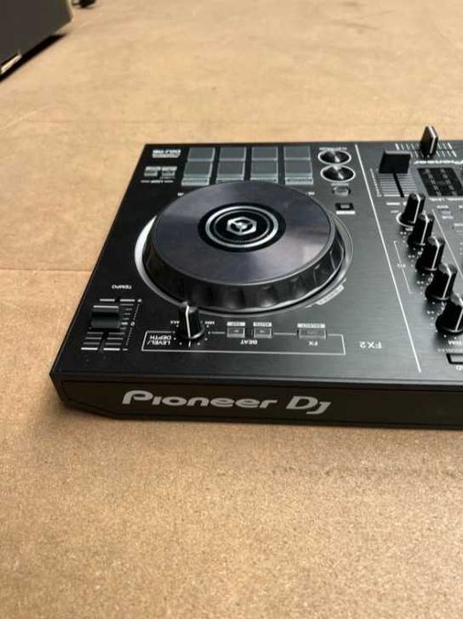 Pioneer DJ DDJ-RB DJ-controller