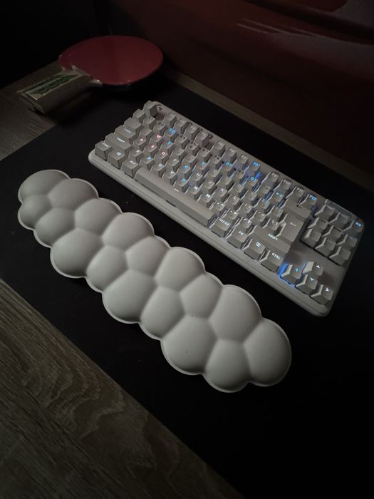 Клавиатура Logitech G715 Red