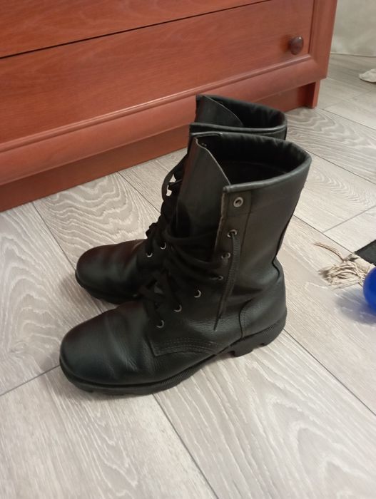 Берці рифльонки.