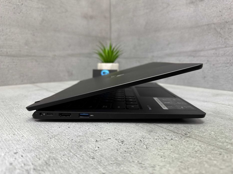 Сенсорний ноутбук Gateway GWTC71427-BK 14"/i7-1255U/256gb ssd/Iris Xe