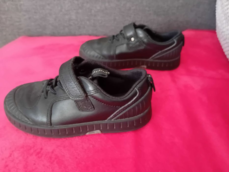 Buty chłopięce rozm. 28