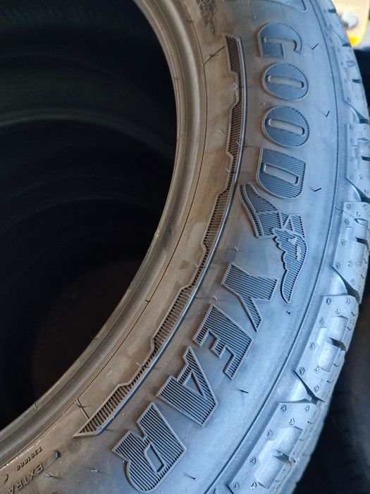 4 Pneus Goodyear Wrangler Territory HT 255 - 55  R20 110V