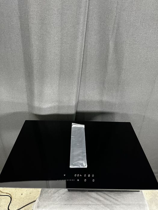 Вбудована індукційна плита з витяжкою Witt