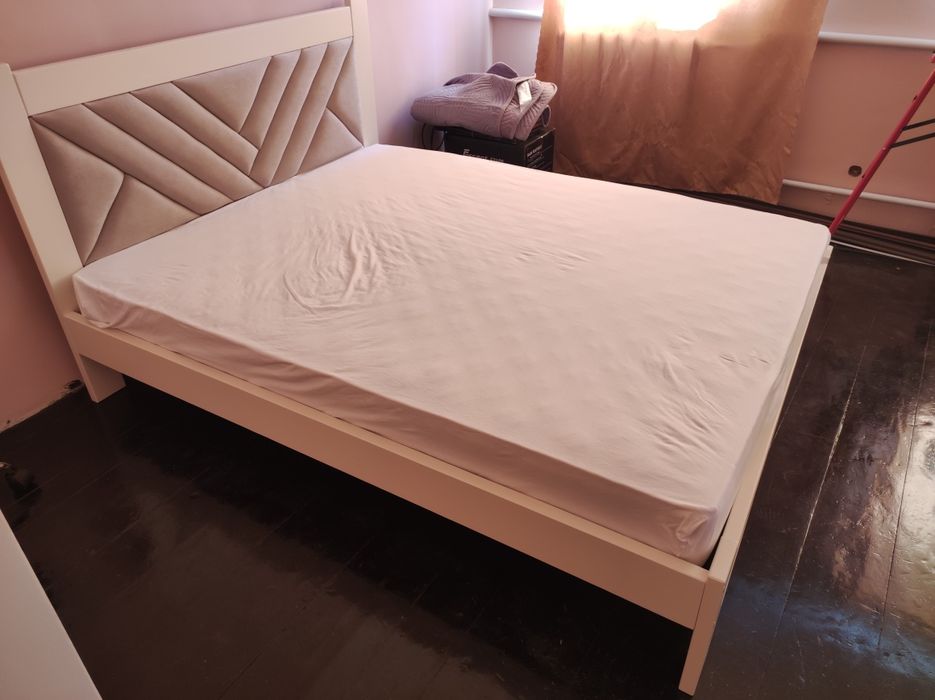 Кровать ліжко деревяне діван тахта