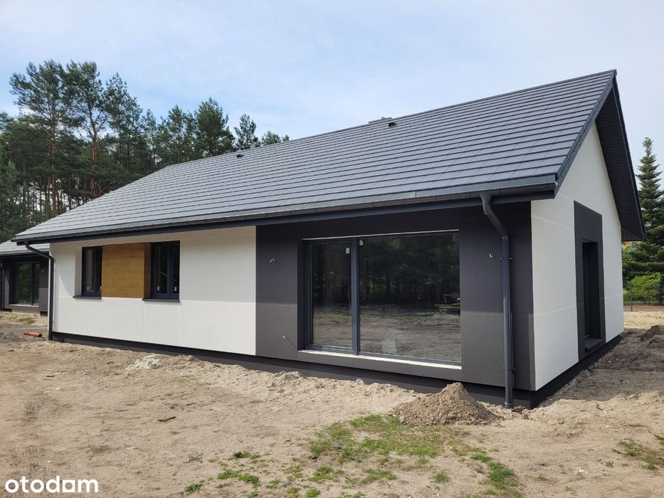 Dom parterowy pod lasem w Rozgartach - Więcej