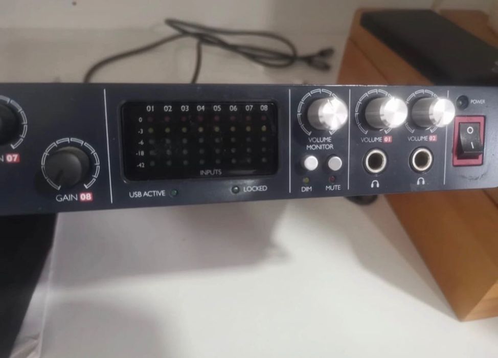 Placa de som Scarlett 18.20