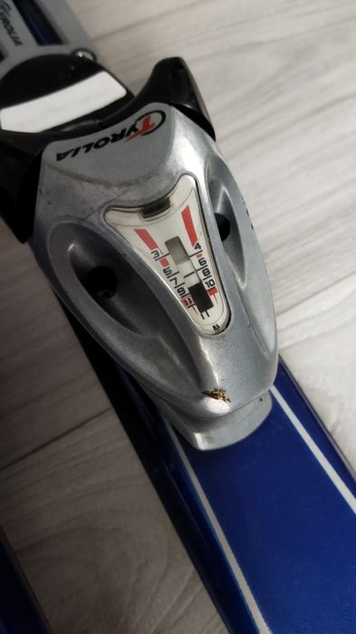 Sprzedam Narty z wiązaniami Fischer 168cm