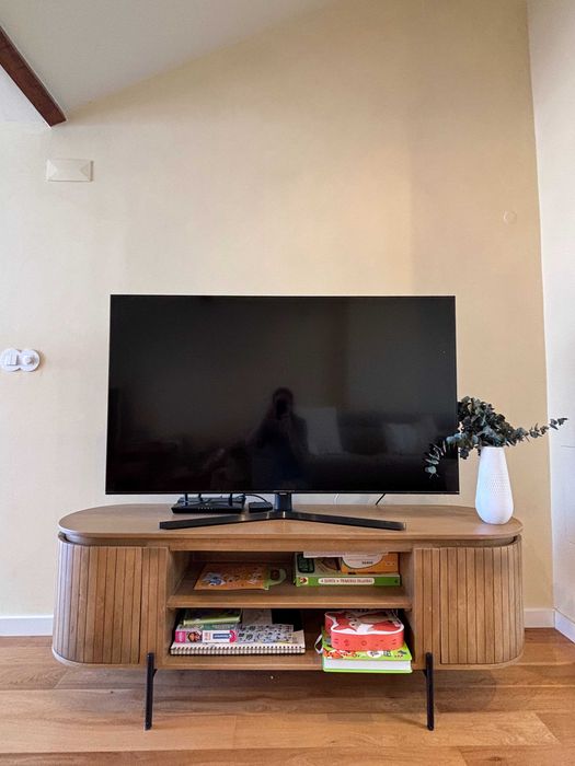 Móvel TV SKLUM Analis — madeira de mangueira maciça, 160 cm