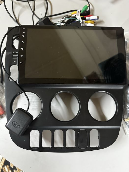 Штатна магнітола до Mercedes ML W163