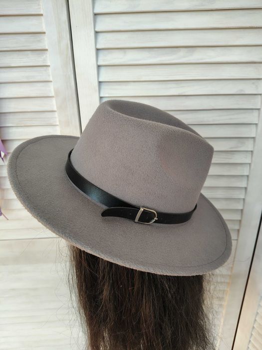Серая шляпа со стоячими полями  S-M