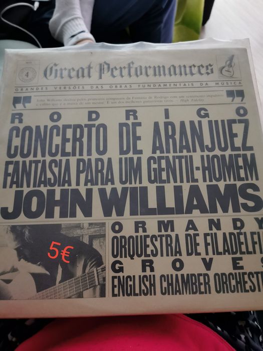 Variados discos de vinyl