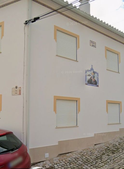 Aluga-se casa t3 Vimeiro/ Lourinhã