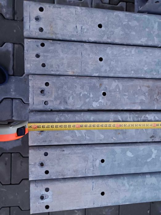 Konstrukcja stalowa z profila zamkniętego ocynkowanego 6, 5 x 6 m.