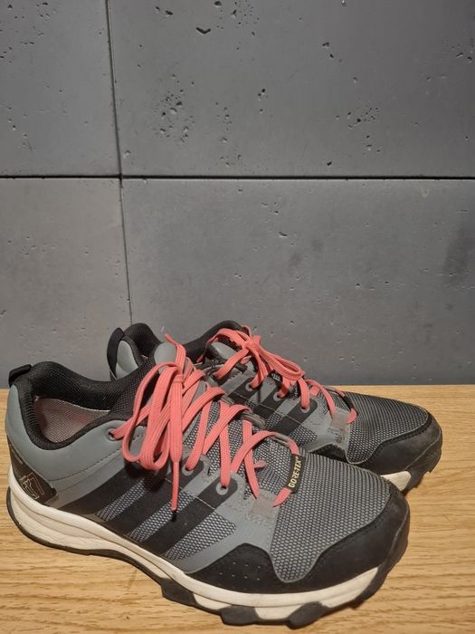 Adidas goretex 40