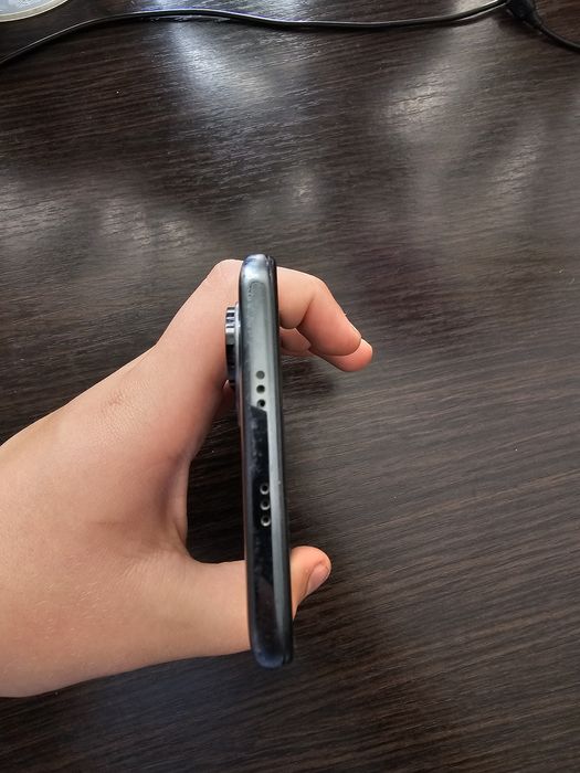 Телефон Xaomi mi 11i