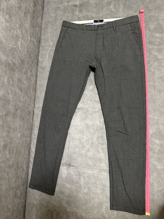 Брюки чоловічі ZARA, розмір 32, ідеал