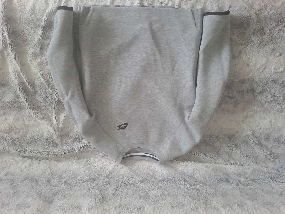 Dresy chłopięce rozmiar M(137-147cm) firmy NIKE, stan bdb
