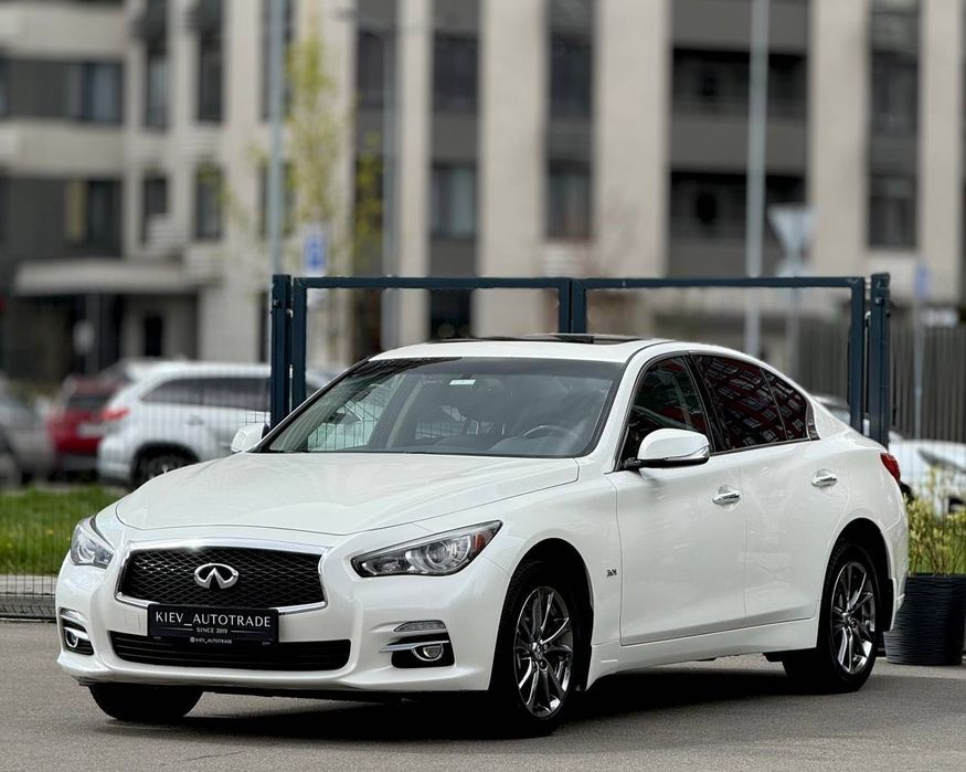 Infiniti Q50 AWD