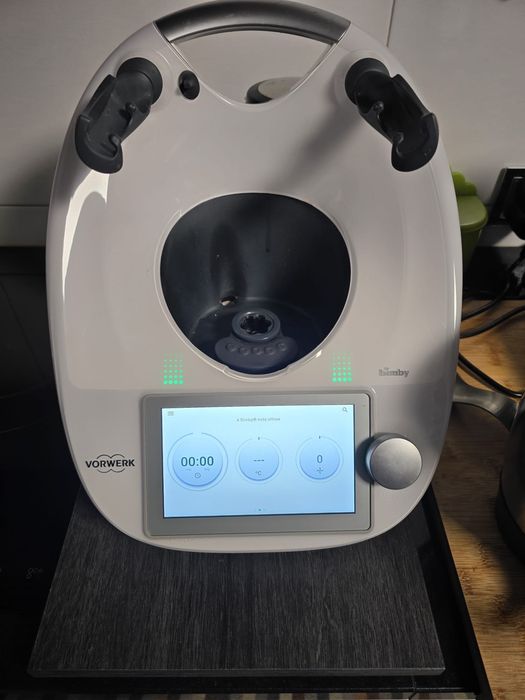 Bimby TM6 como nova com varoma e acessórios.