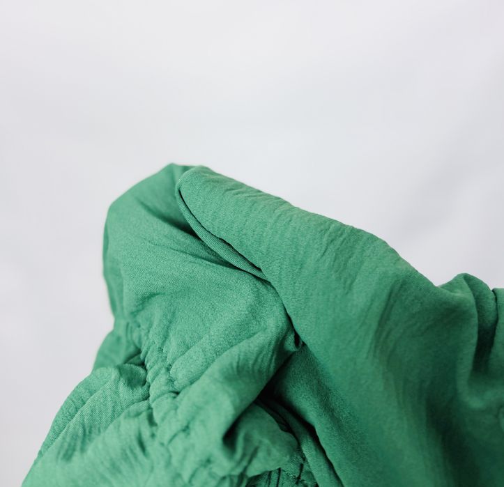 Zielona bluzka z baskinką XS 34