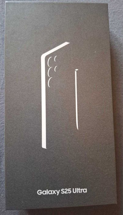 Smartfon Samsung Galaxy S25 Ultra Czarny Kolor Gwarancja 2 Lata Paragon Media Expert Fabrycznie Spakowany NOWY