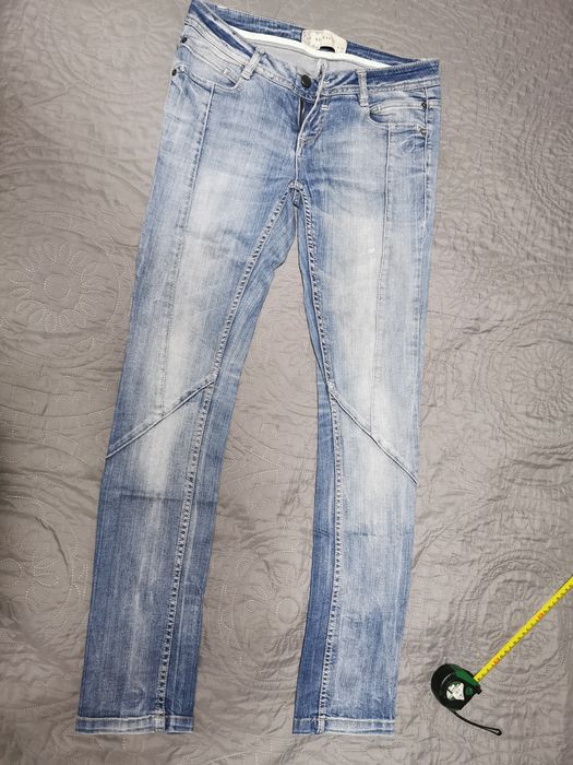 Spodnie Reserved W 29 L 32 (roz. M/L)