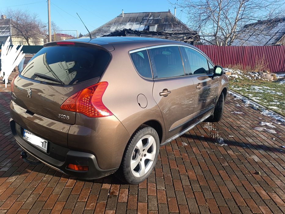 Продаєм Peugeot 3008