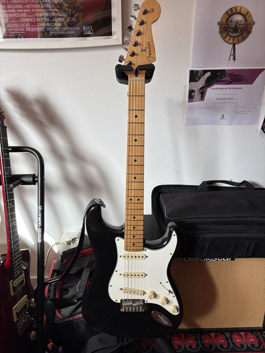 Fender Stratocaster Player II com upgrades
