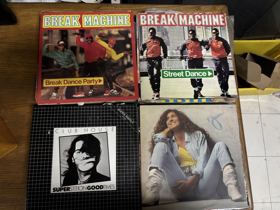 Lote 4 discos vinil anos 80 – Break Machine / Club House / Joana