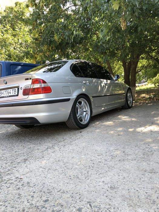 Продам BMW E46..