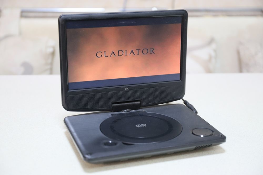 OK . opd 900  Portable  DVD  player