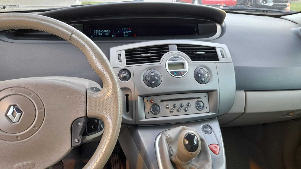 Carro em bom estado geral