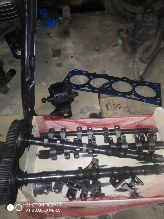 Запчасти  Киа карнивал 2.9 J3