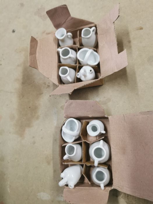 Várias miniaturas