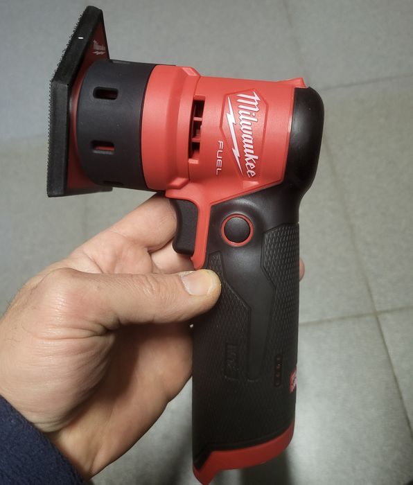 Milwaukee 2531-20 (FDSS-0B) M12 FUEL™ шліфмашина